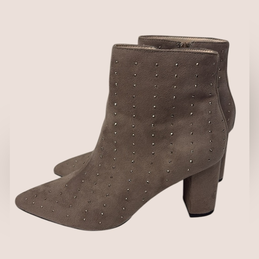 H by Halston Tan Gray Ankle Boots with Block Heel